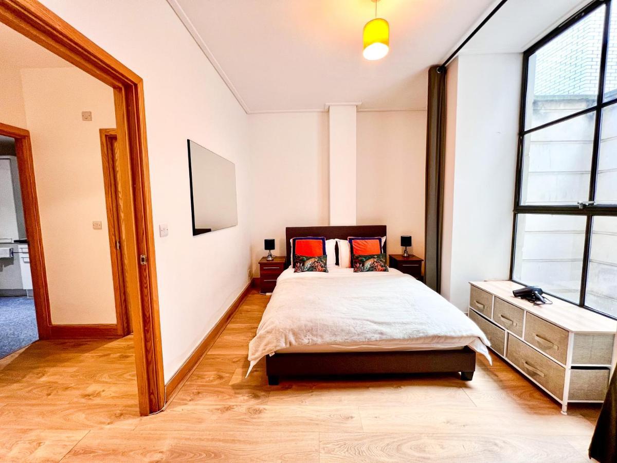 Superior Entire Apartment Between St Pauls Cathedral And Covent Garden Лондон Екстер'єр фото