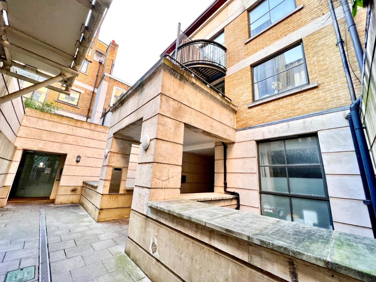 Superior Entire Apartment Between St Pauls Cathedral And Covent Garden Лондон Екстер'єр фото